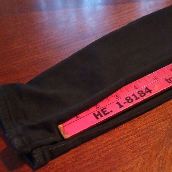 Refuge brand Jeans - Size: 4  (1106) - Picture 7 of 7